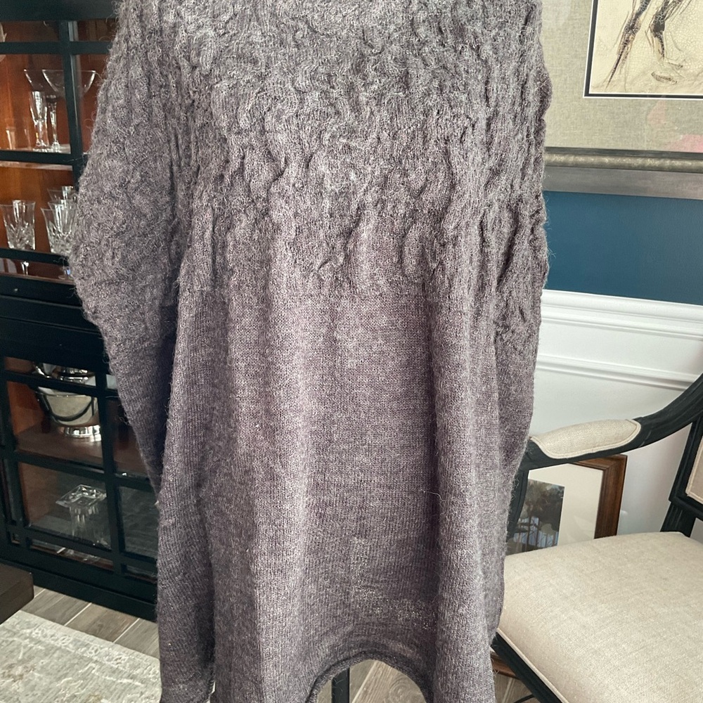 Cabi Dark Gray Acrylic Blend Decorative Poncho - EUC - Size M